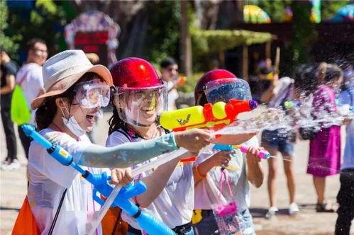 成人露营水枪大战视频大全,成人露营水枪大战精彩瞬间大盘点  第1张